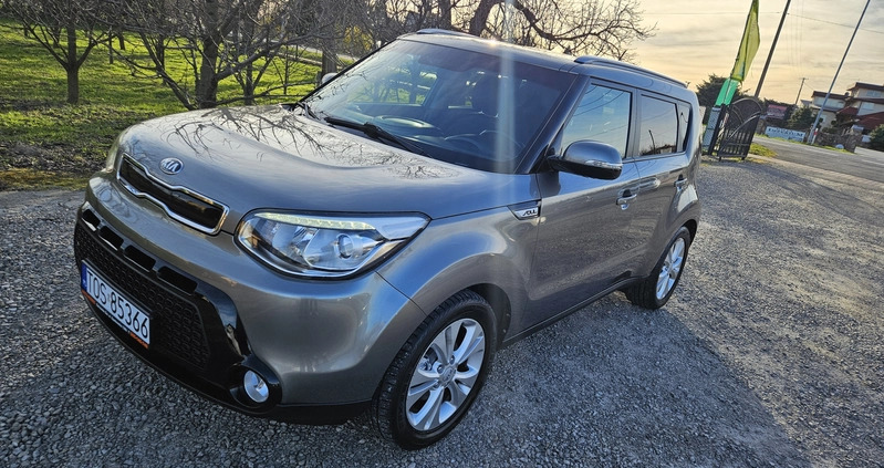 Kia Soul cena 39700 przebieg: 189000, rok produkcji 2014 z Wojkowice małe 92